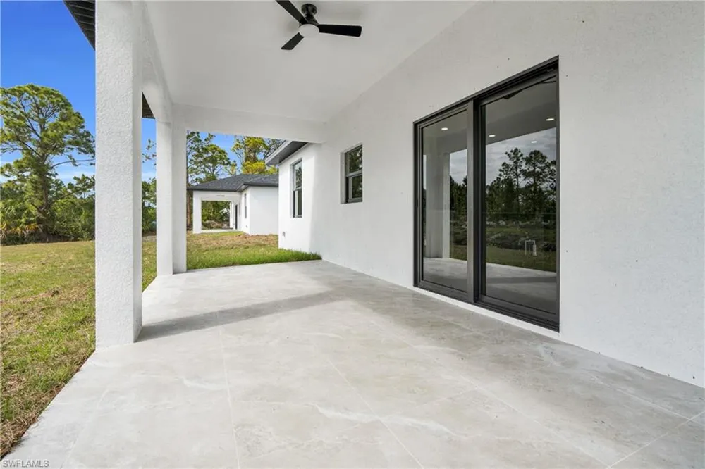 586 Genoa Avenue S Lehigh Acres, FL 33974