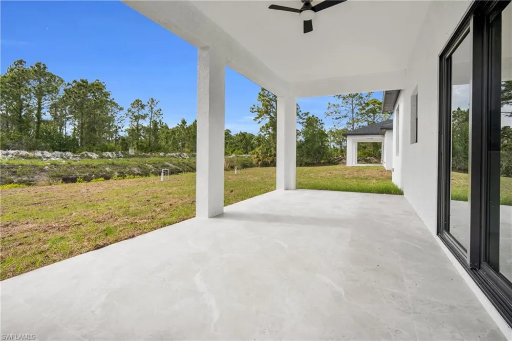 586 Genoa Avenue S Lehigh Acres, FL 33974