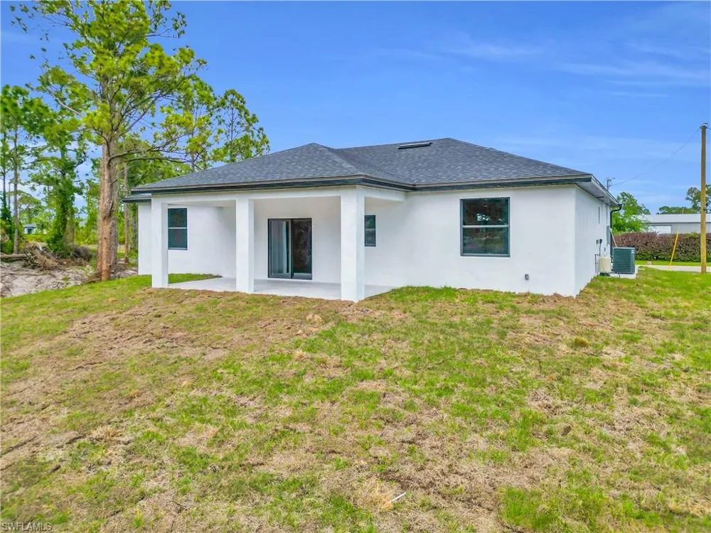 584 Genoa Avenue S Lehigh Acres, FL 33974