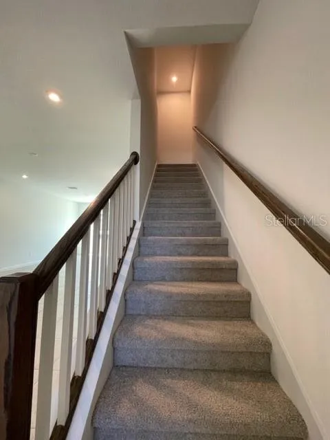 1136 LAKESHORE BREEZE PLACE Kissimmee, FL 34747
