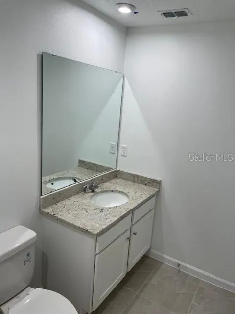 1136 LAKESHORE BREEZE PLACE Kissimmee, FL 34747