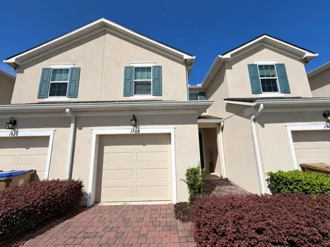1136 LAKESHORE BREEZE PLACE