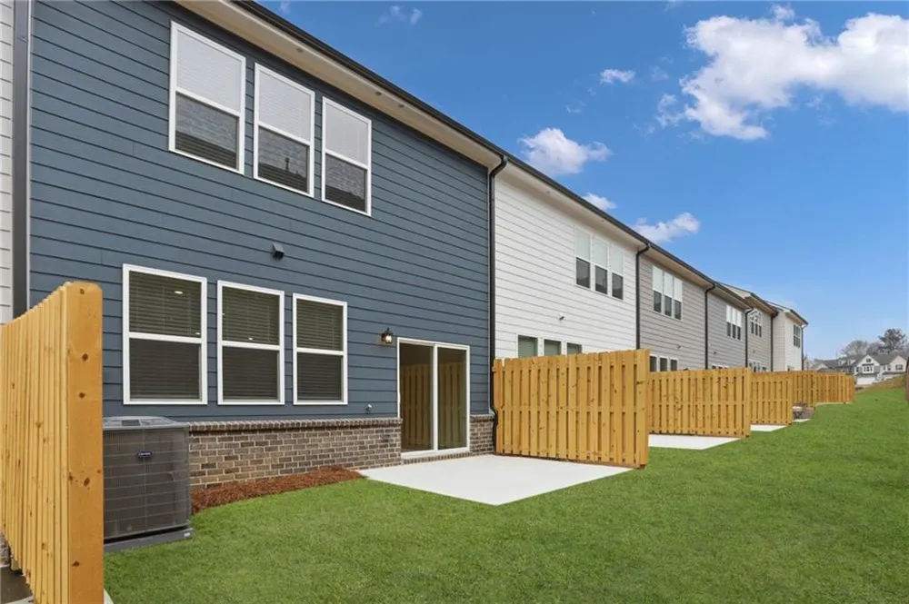 116 Rope Mill Court #5 Holly Springs, GA 30115