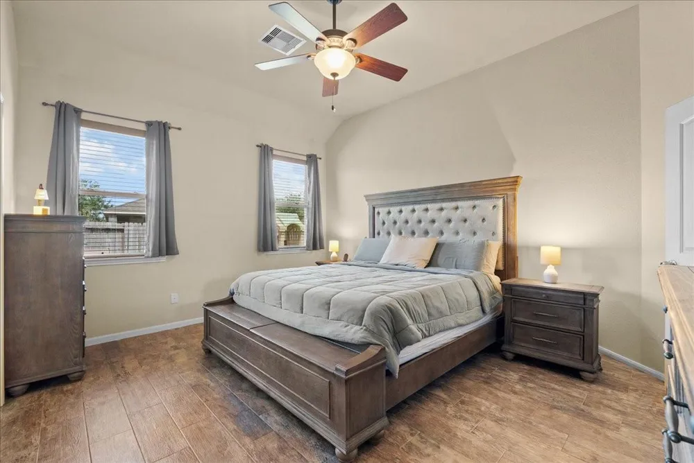 3204 Granite Gate Lane League City, TX 77539