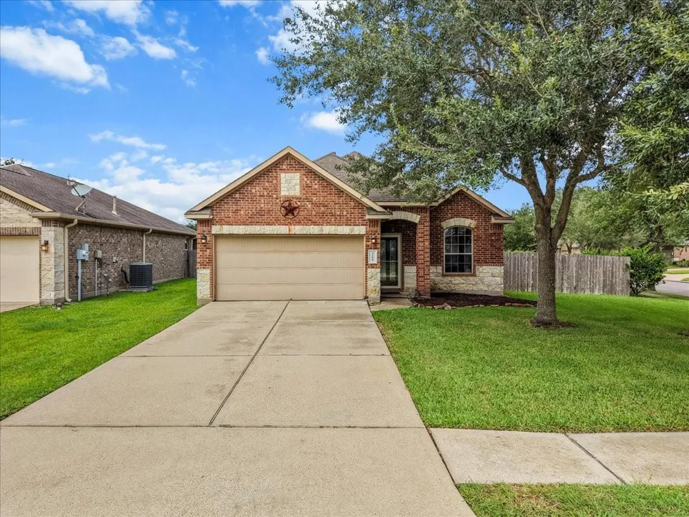3204 Granite Gate Lane League City, TX 77539