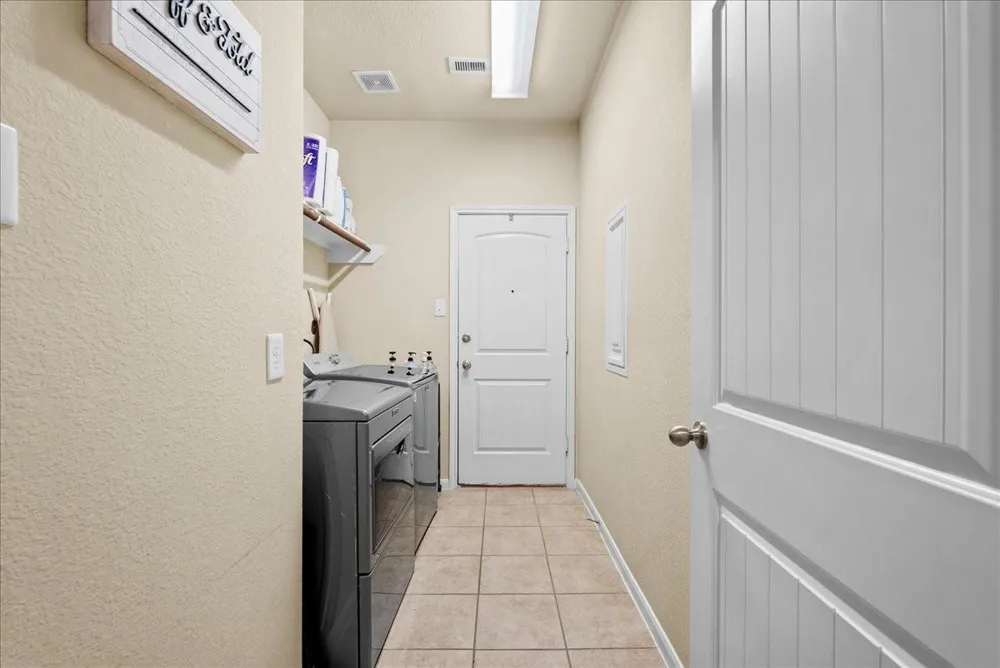 3204 Granite Gate Lane League City, TX 77539