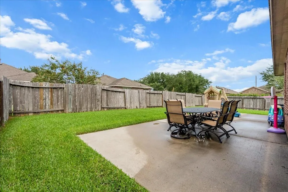 3204 Granite Gate Lane League City, TX 77539