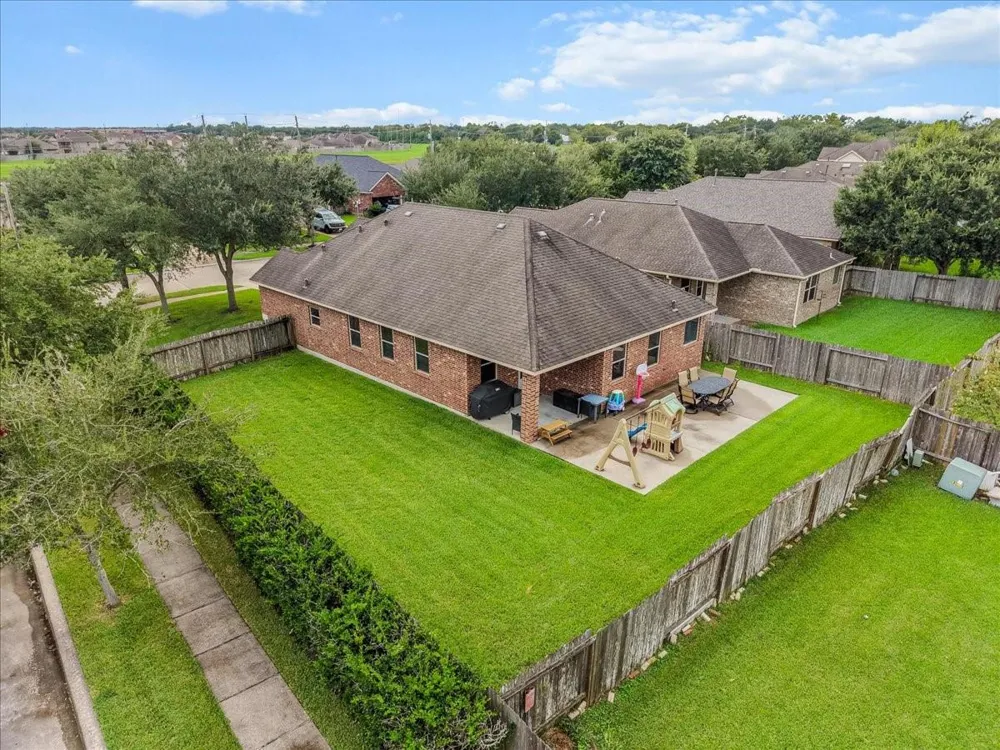 3204 Granite Gate Lane League City, TX 77539