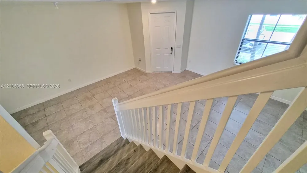 10570 W 33rd Ln Hialeah, FL 33018
