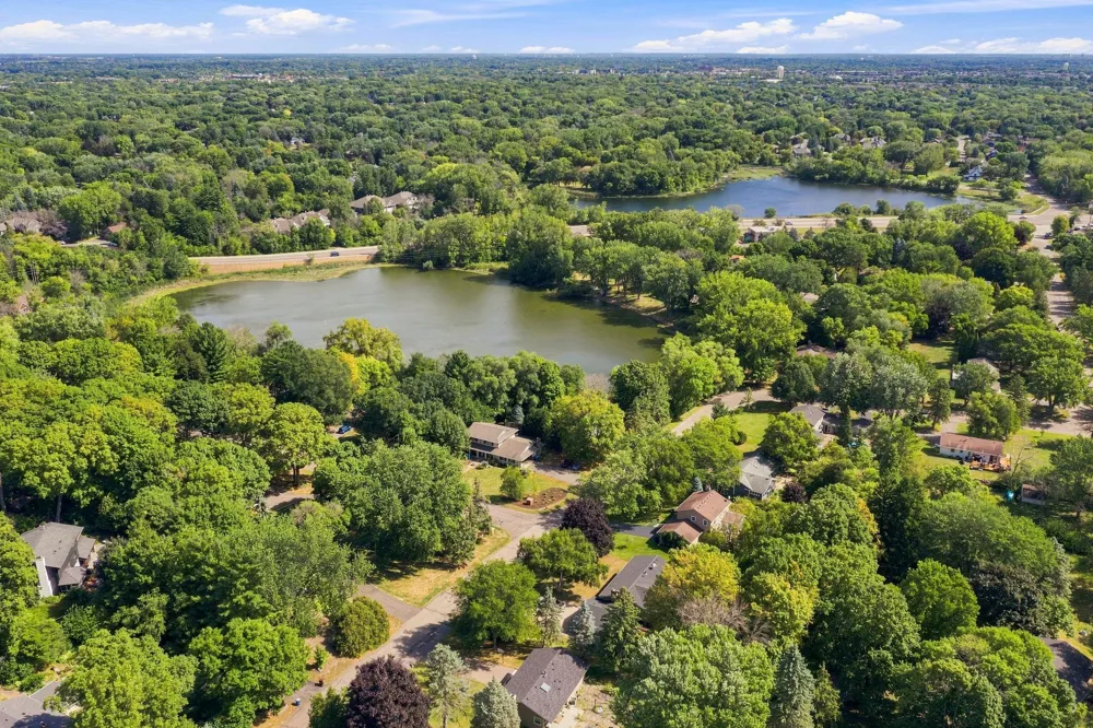 1847 Upper 55th Street E Inver Grove Heights, MN 55077