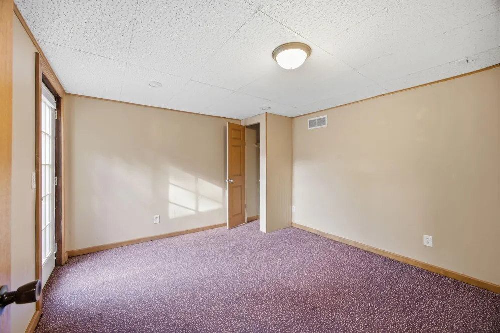 1847 Upper 55th Street E Inver Grove Heights, MN 55077
