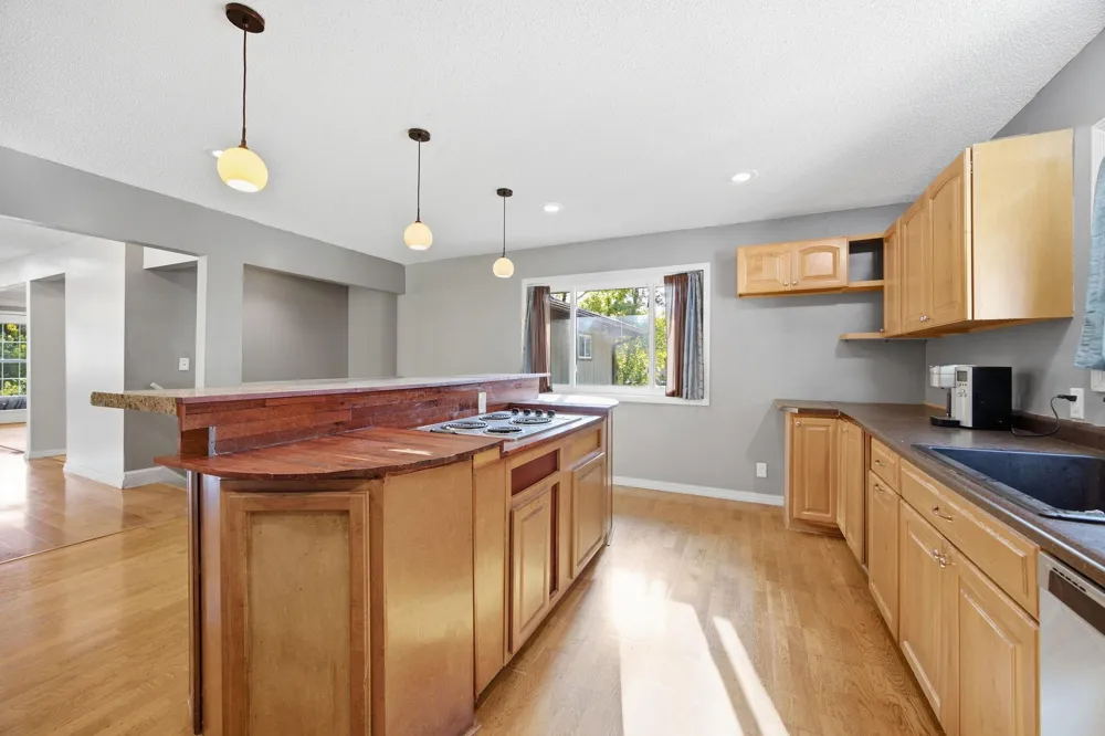 1847 Upper 55th Street E Inver Grove Heights, MN 55077
