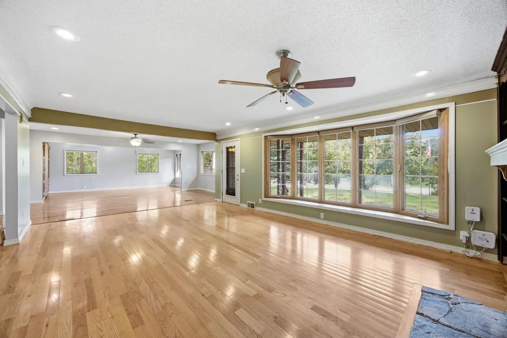 1847 Upper 55th Street E Inver Grove Heights, MN 55077