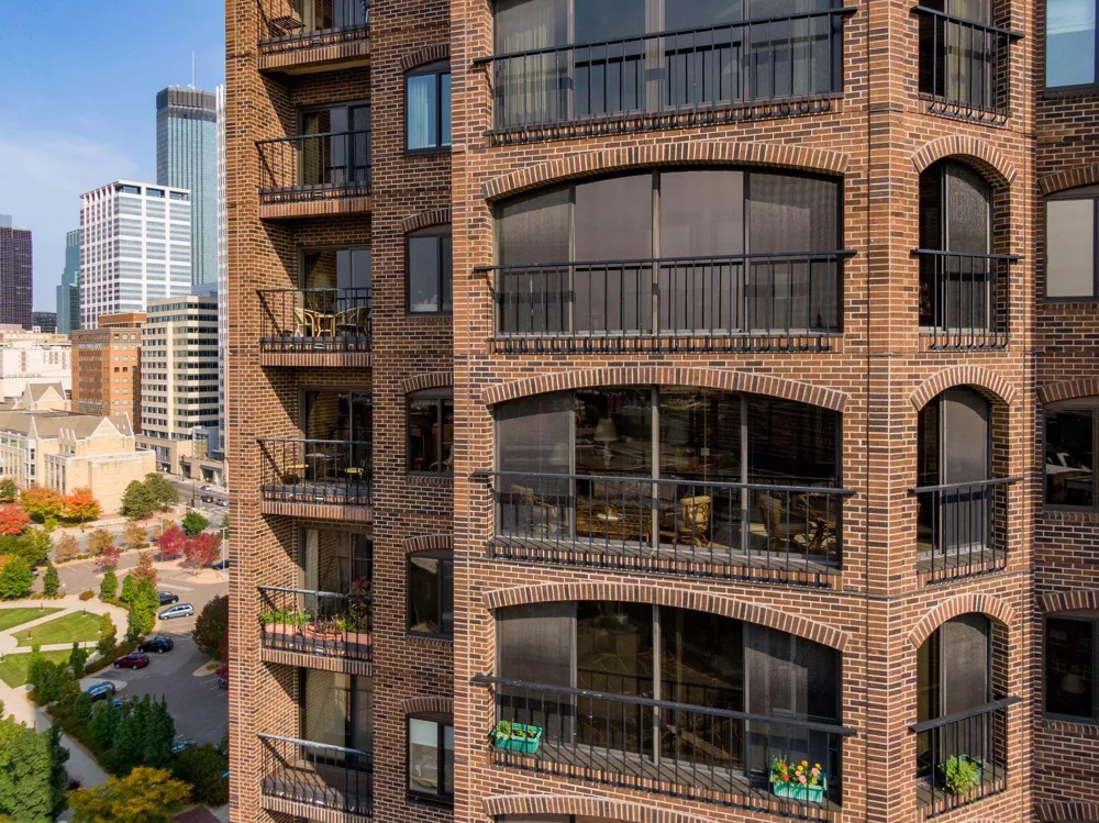 1201 Yale Place #407 Minneapolis, MN 55403