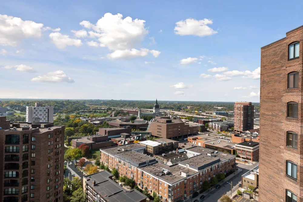 1201 Yale Place #407 Minneapolis, MN 55403