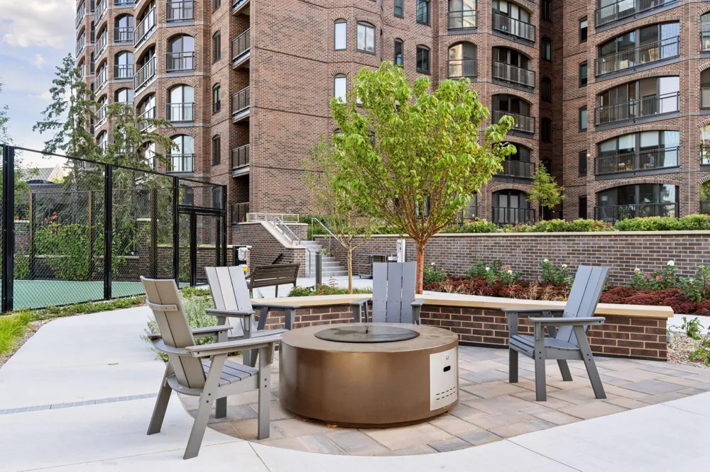 1201 Yale Place #407 Minneapolis, MN 55403