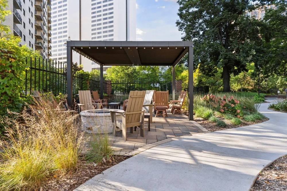 1201 Yale Place #407 Minneapolis, MN 55403