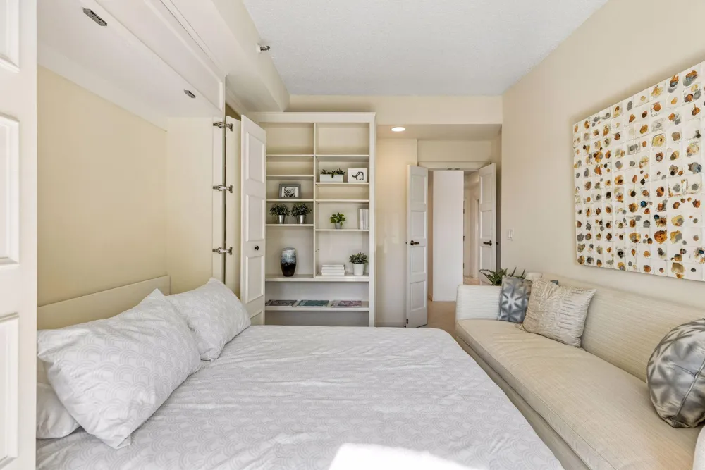 1201 Yale Place #407 Minneapolis, MN 55403