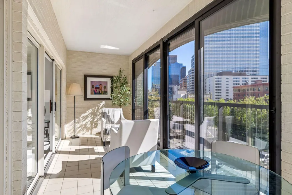 1201 Yale Place #407 Minneapolis, MN 55403