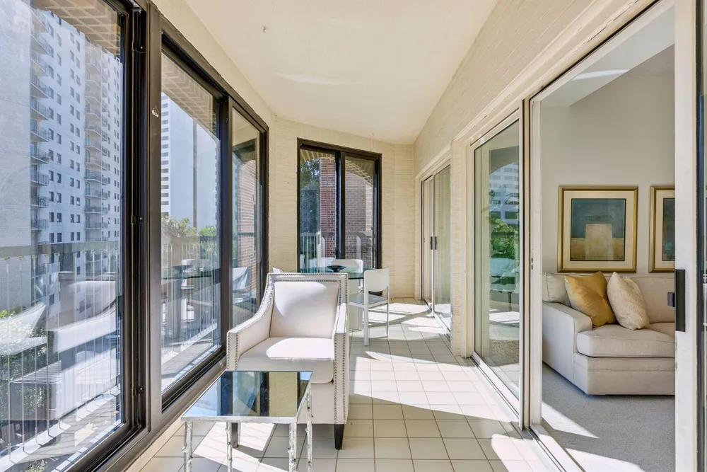 1201 Yale Place #407 Minneapolis, MN 55403