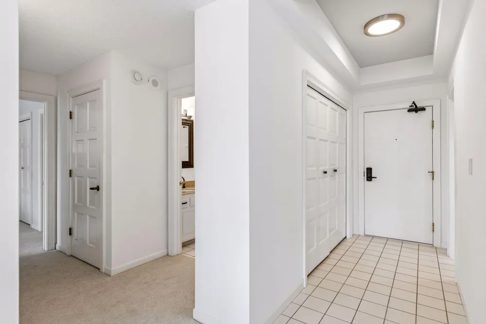 1201 Yale Place #407 Minneapolis, MN 55403