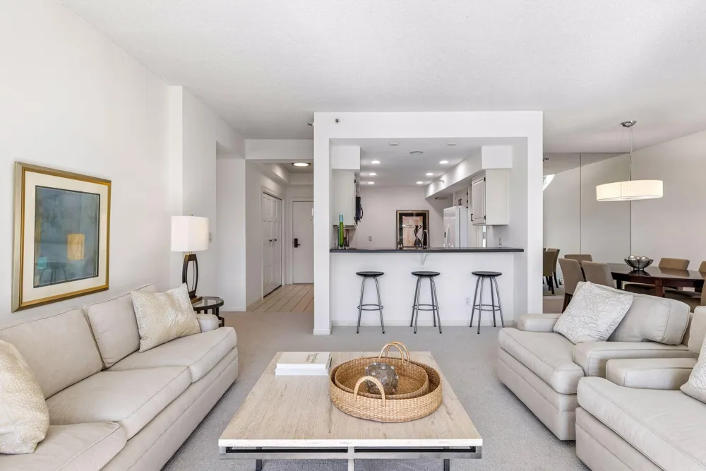 1201 Yale Place #407 Minneapolis, MN 55403