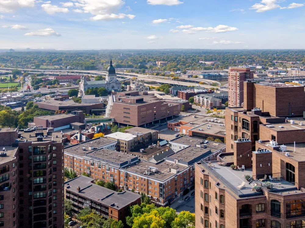 1201 Yale Place #407 Minneapolis, MN 55403