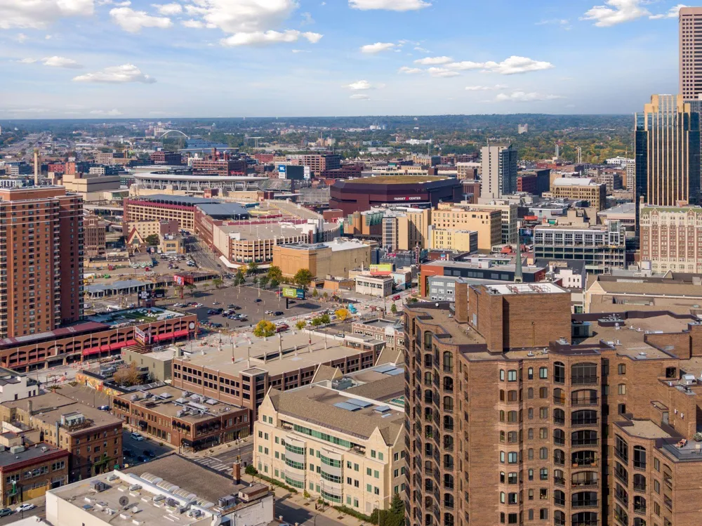 1201 Yale Place #407 Minneapolis, MN 55403