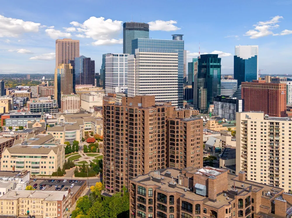 1201 Yale Place #407 Minneapolis, MN 55403