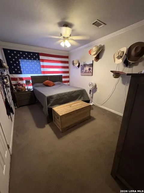 910 Pr 6255 Hobson, TX 78117