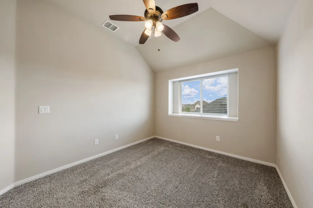 129 Sundance Circle Waxahachie, TX 75165