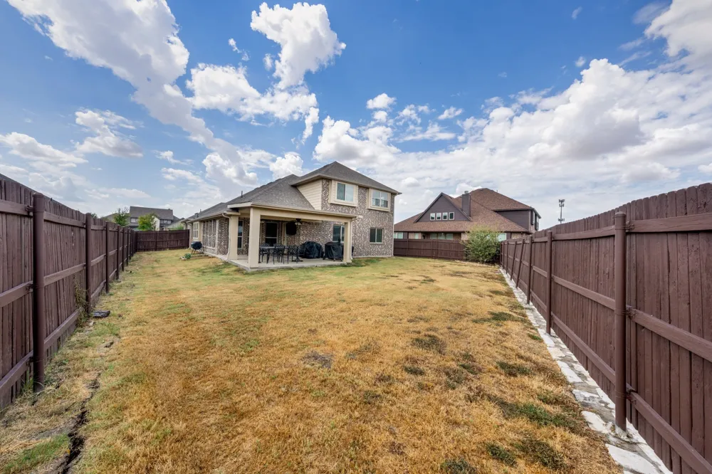 129 Sundance Circle Waxahachie, TX 75165