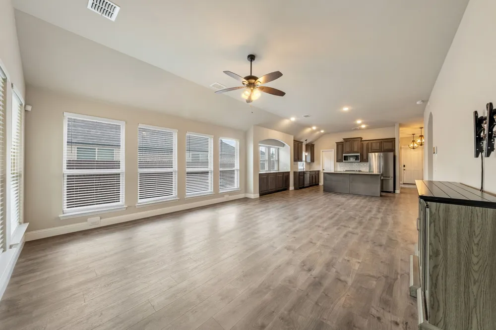 129 Sundance Circle Waxahachie, TX 75165