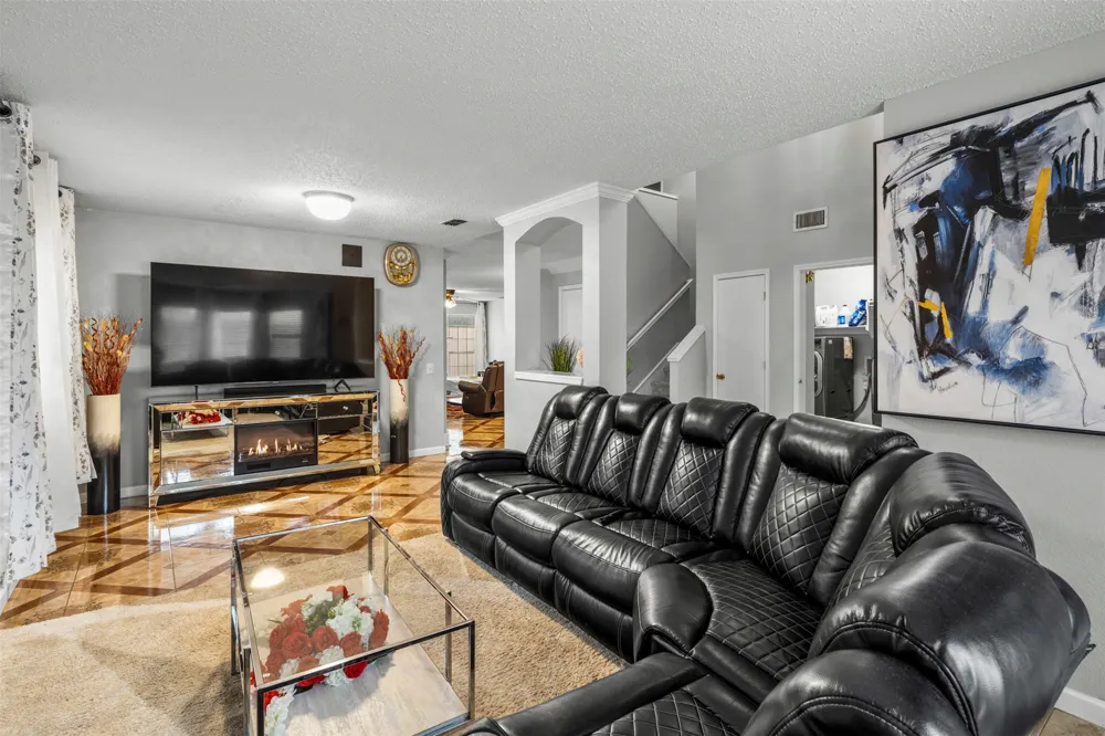 3332 Raleigh Drive Fort Worth, TX 76123