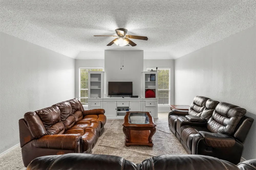 3332 Raleigh Drive Fort Worth, TX 76123