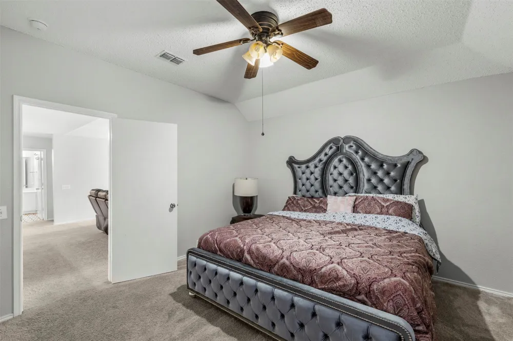 3332 Raleigh Drive Fort Worth, TX 76123