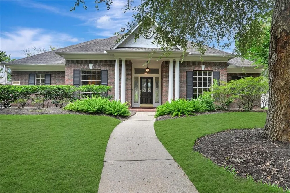 16319 Hazy Pines Court Pasadena, TX 77059