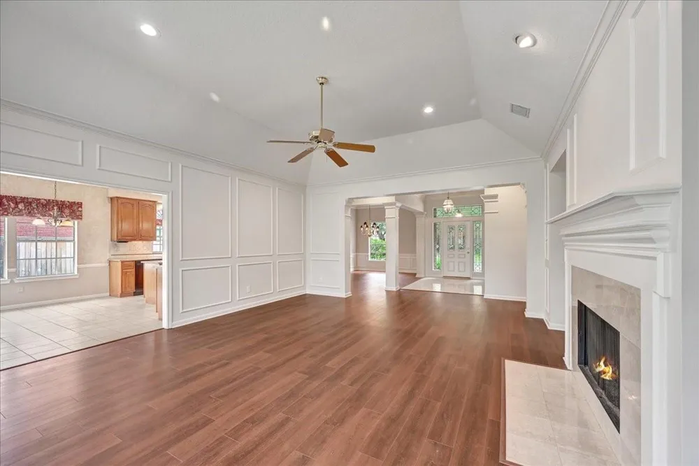 16319 Hazy Pines Court Pasadena, TX 77059