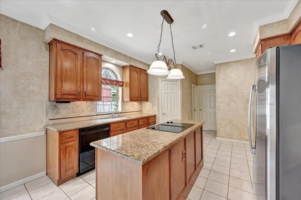 16319 Hazy Pines Court Pasadena, TX 77059
