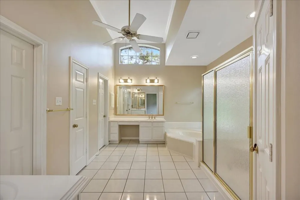 16319 Hazy Pines Court Pasadena, TX 77059