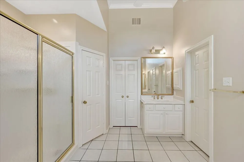 16319 Hazy Pines Court Pasadena, TX 77059