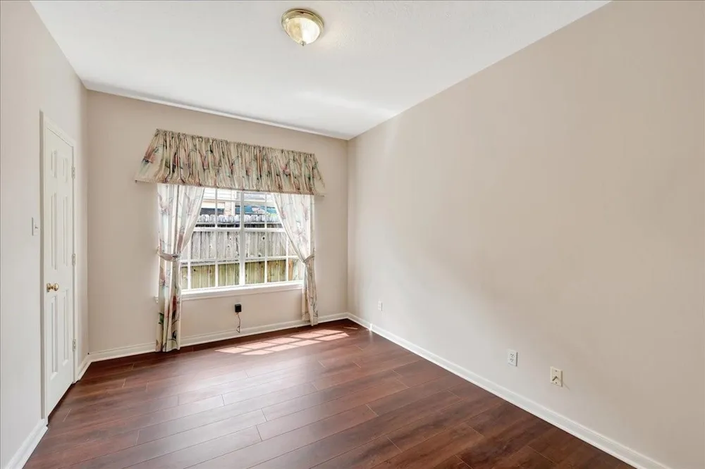 16319 Hazy Pines Court Pasadena, TX 77059