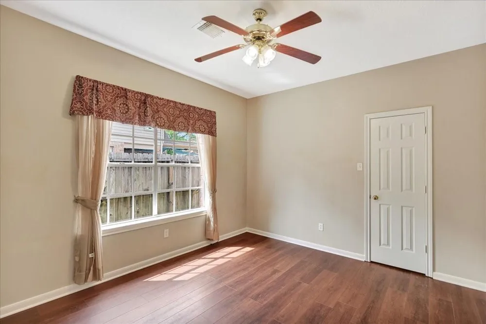 16319 Hazy Pines Court Pasadena, TX 77059