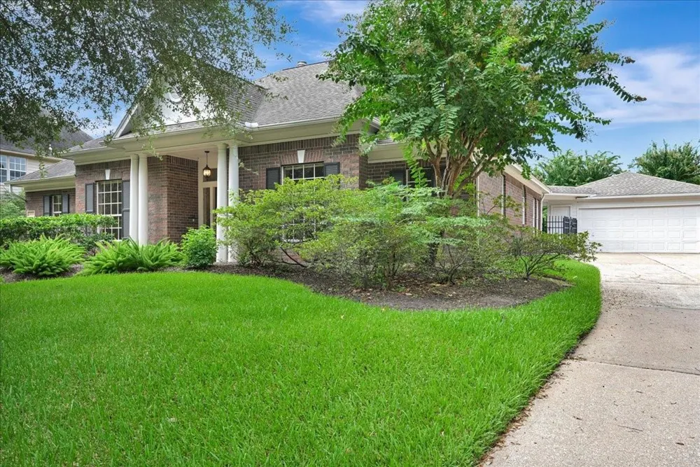 16319 Hazy Pines Court Pasadena, TX 77059