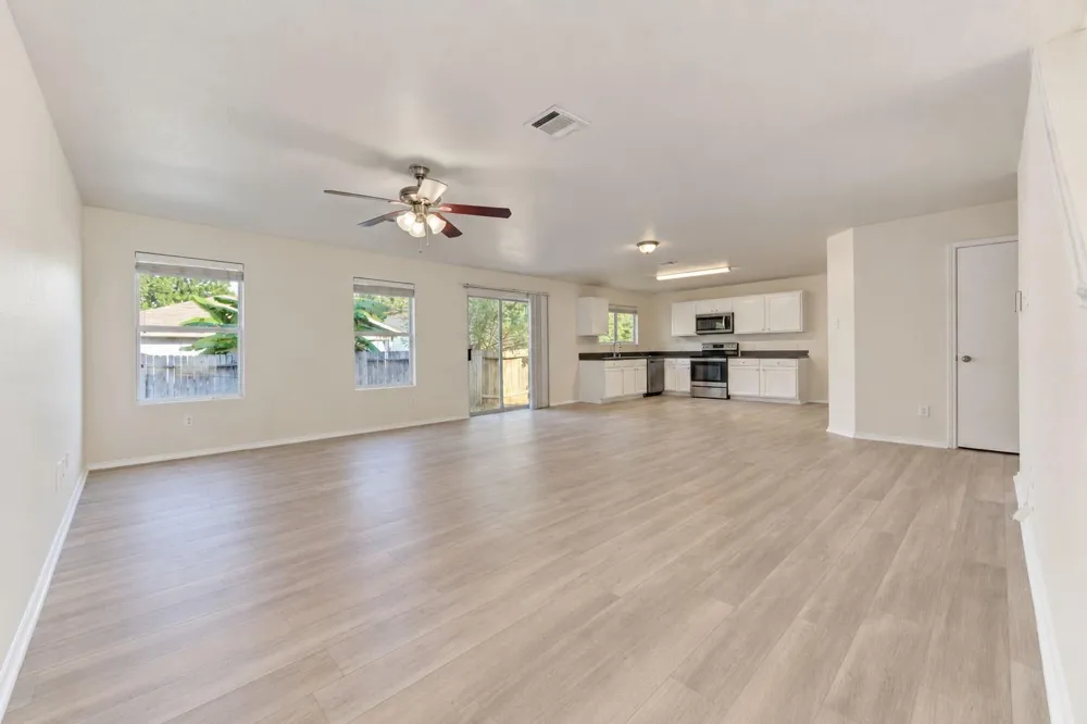 16755 Thrasher Drive Conroe, TX 77385