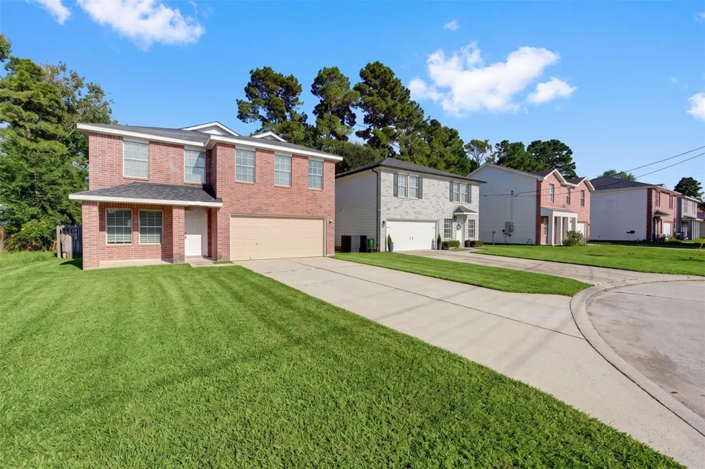 16755 Thrasher Drive Conroe, TX 77385