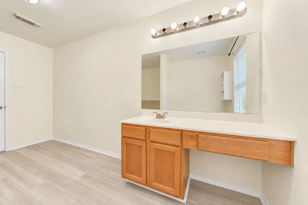 16755 Thrasher Drive Conroe, TX 77385