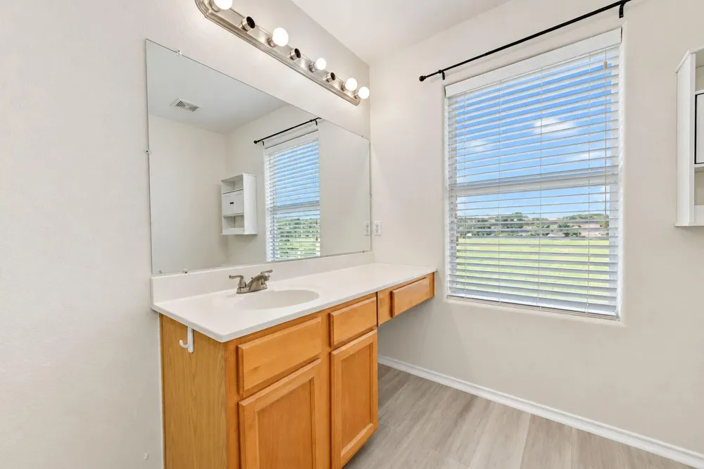 16755 Thrasher Drive Conroe, TX 77385