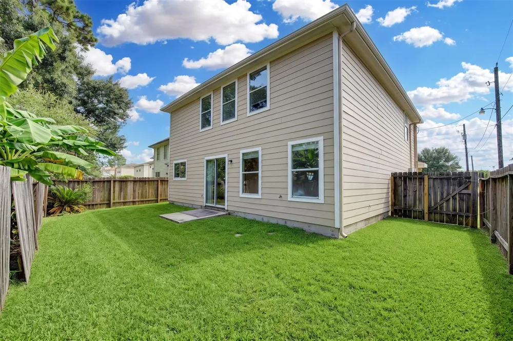 16755 Thrasher Drive Conroe, TX 77385