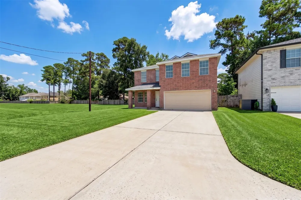 16755 Thrasher Drive Conroe, TX 77385